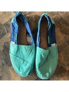 TOMS Shoes Size 7❤️❤️